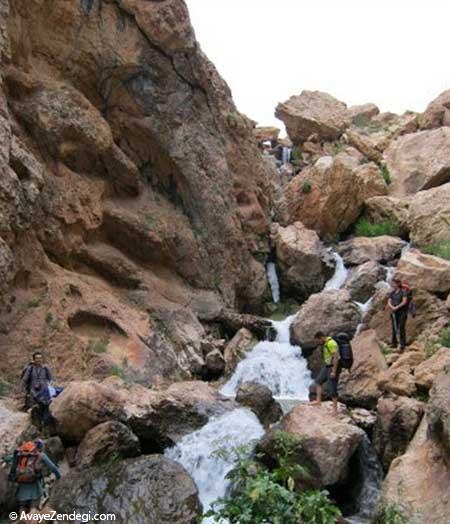  روستای لَزور یکی از قطب‌های گردشگری فیروزکوه 