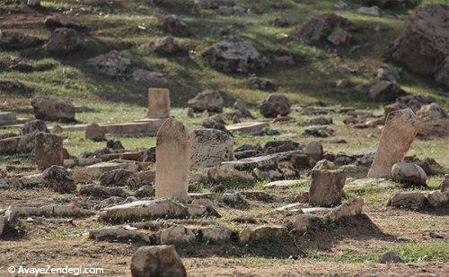 چهارطاقی و قبرستان باستانی دره شهر