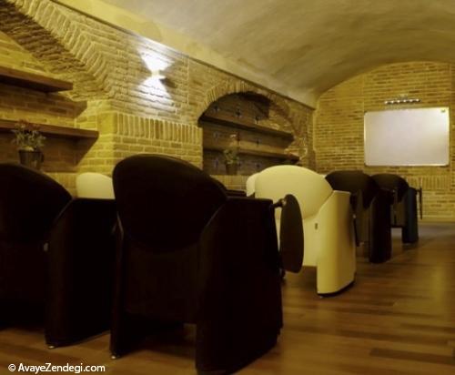 پژوهشکده هنر و موسیقی قزوین، بازسازی پست مدرن خانه قدیمی