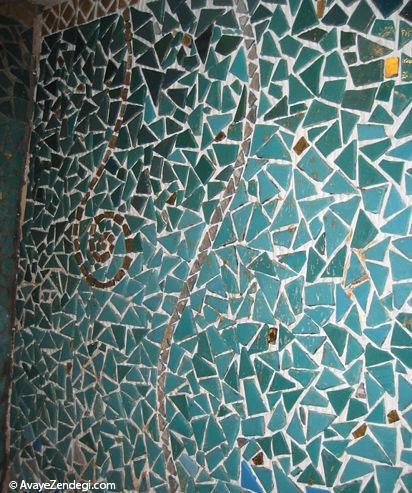  چگونه دیوار حمام را با موزائیک شکسته های رنگی تزئین کنید! 