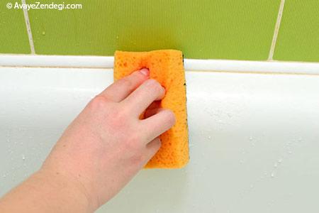 تمیز کردن وان حمام را با گریپ فروت و نمک