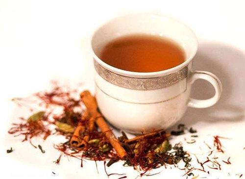  متابولیسم بدن را با چای زعفران بالا ببرید 